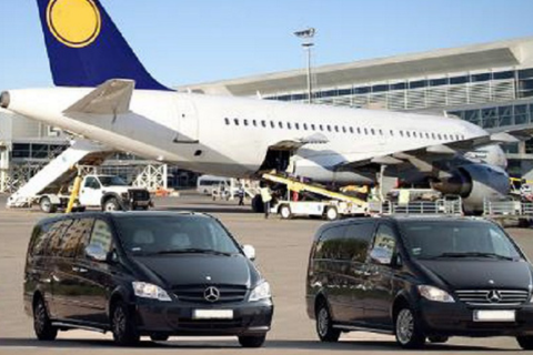 Transfert à l'aéroport en minivan